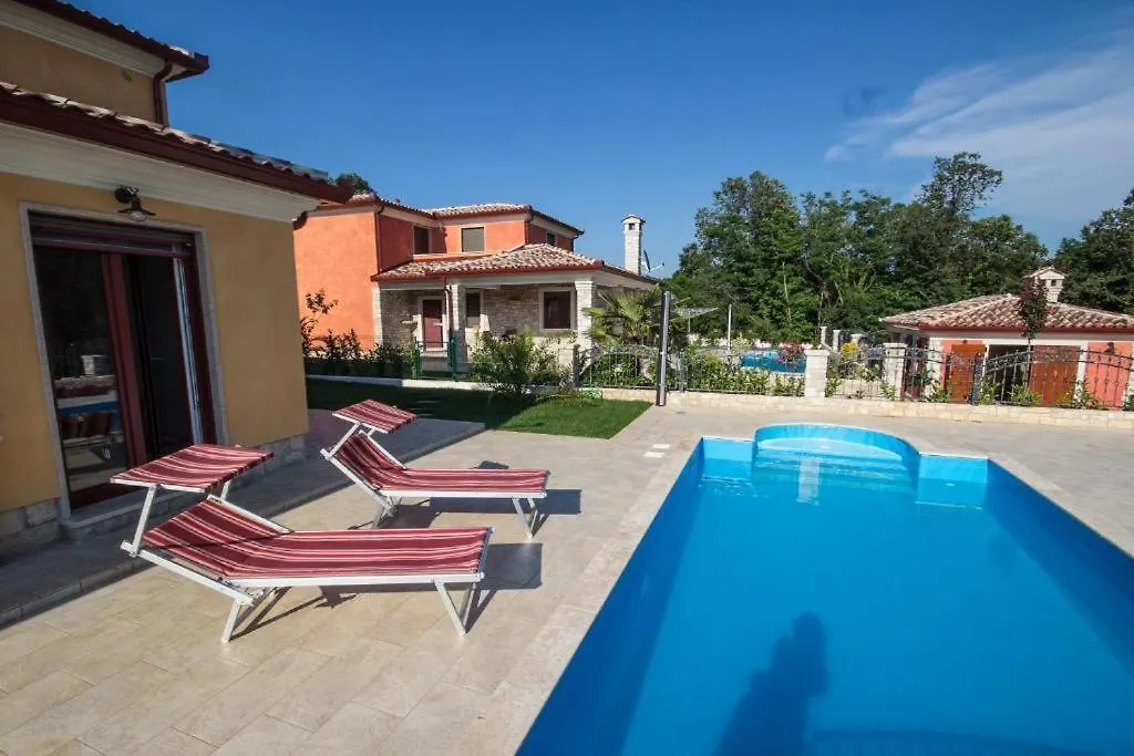 Villa Mateja Karigador