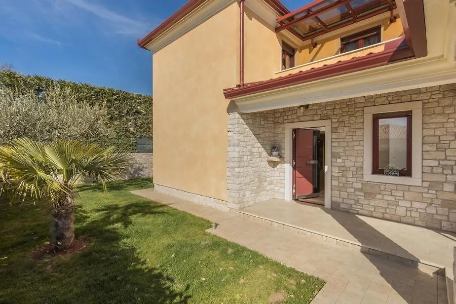 Villa Mateja Karigador